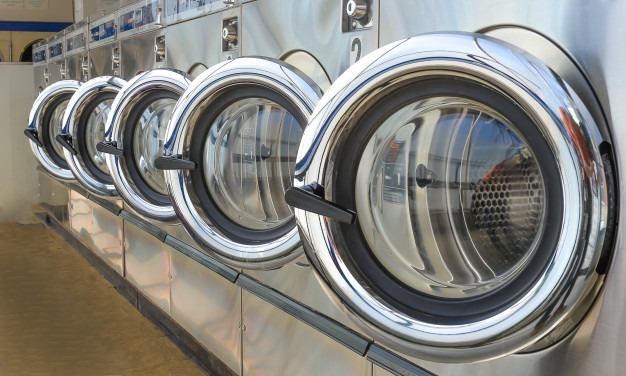 image to explain the laundromat near you